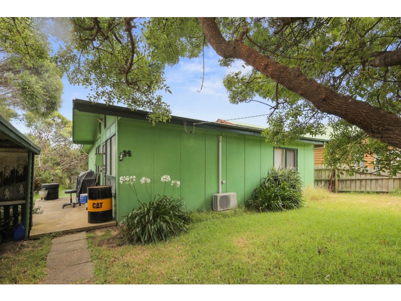 14 Dolphin Drive, Smiths Beach VIC 3922