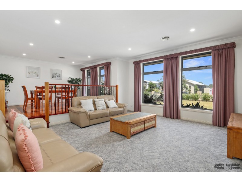 22 Anthony Court, Cowes VIC 3922