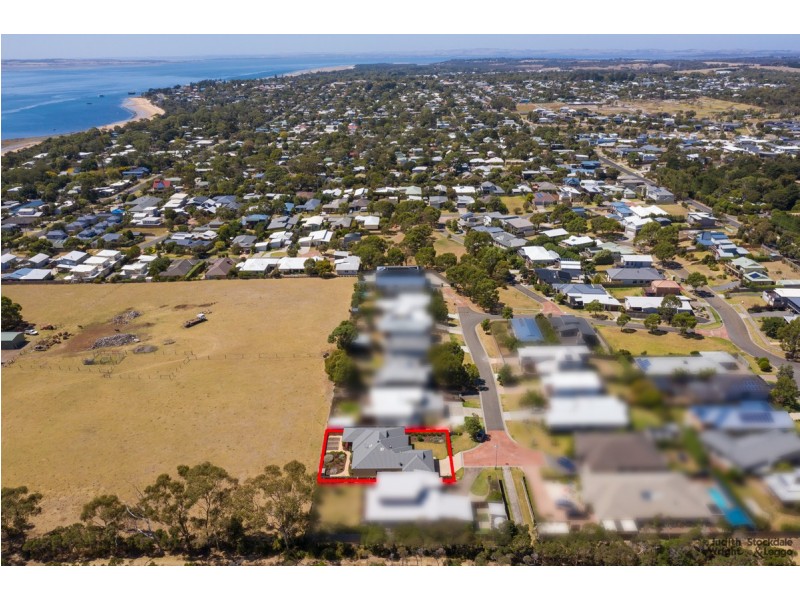 22 Anthony Court, Cowes VIC 3922