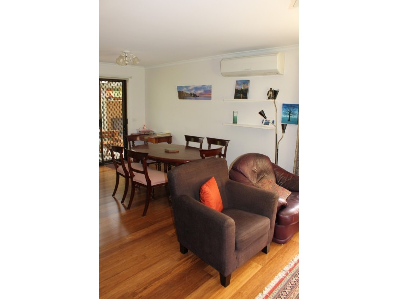 1/42 Walton Street, Cowes VIC 3922