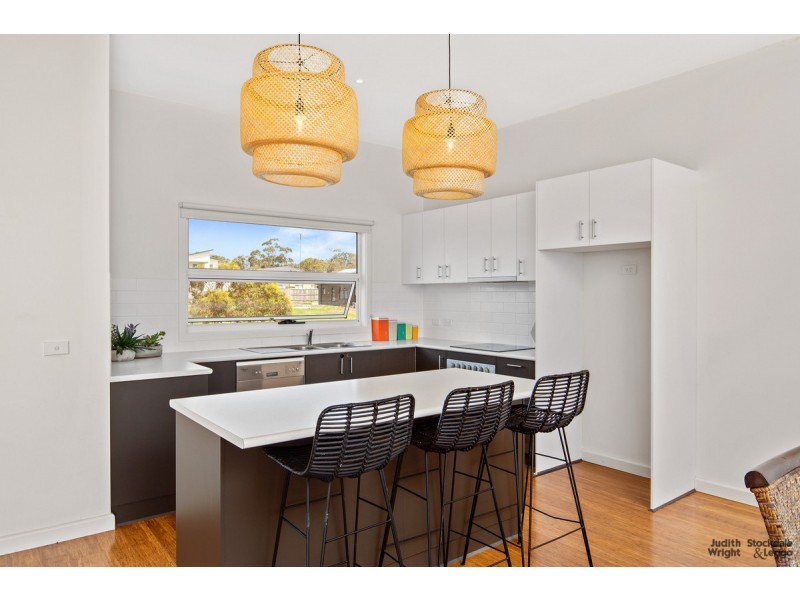 12 Echidna Grove, Cowes VIC 3922