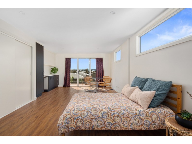 12 Echidna Grove, Cowes VIC 3922