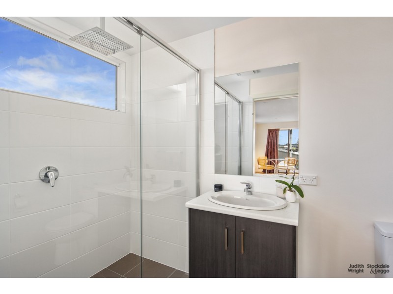 12 Echidna Grove, Cowes VIC 3922