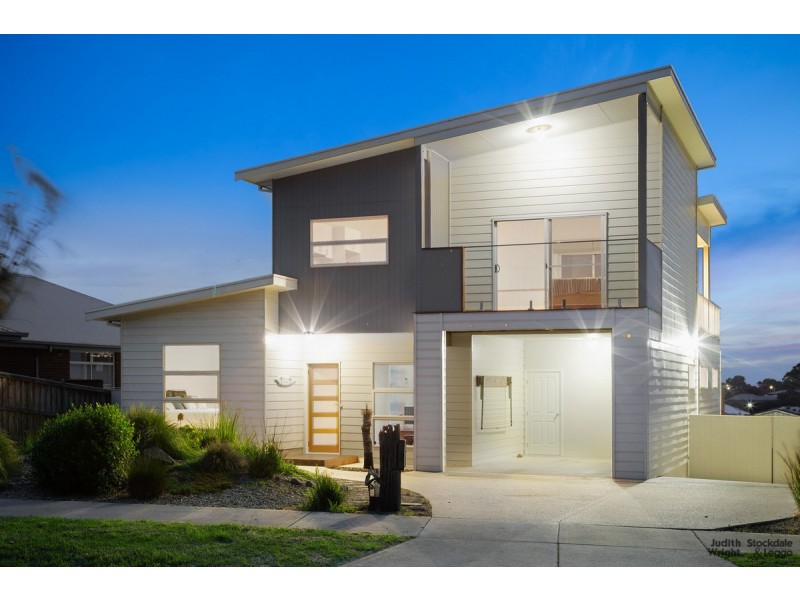 12 Echidna Grove, Cowes VIC 3922