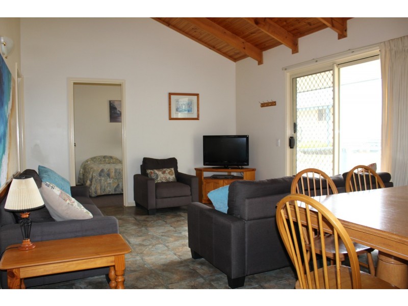 Unit 3/17-19 Barramundi Avenue, Smiths Beach VIC 3922