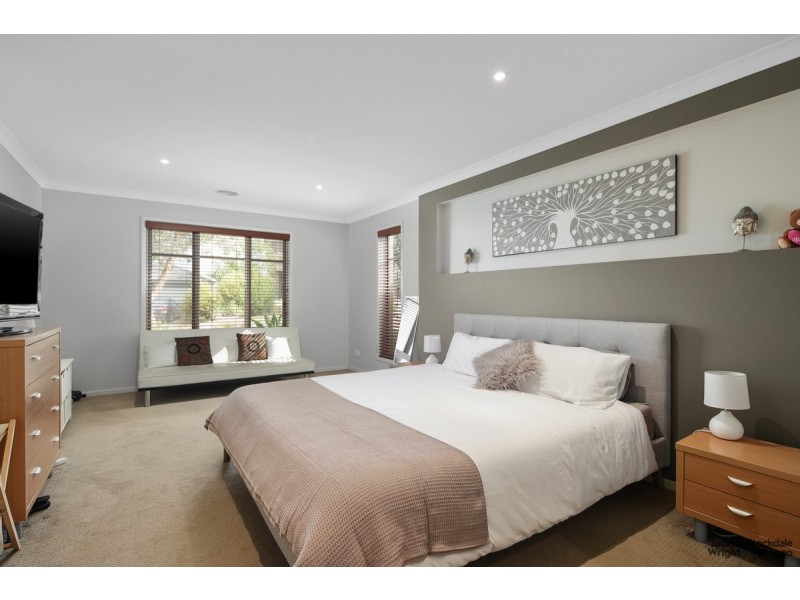 11 Dianella Way, Cowes VIC 3922