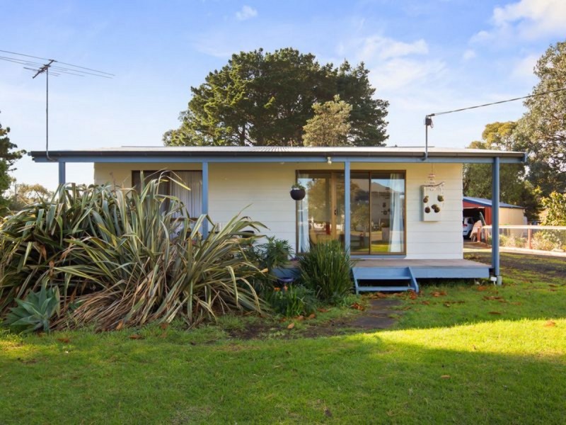 6 Seal Court, Cowes VIC 3922