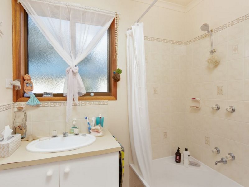 6 Seal Court, Cowes VIC 3922