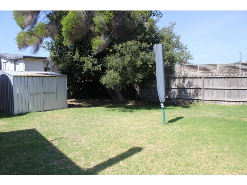 15 Bondi Avenue, Cape Woolamai VIC 3925