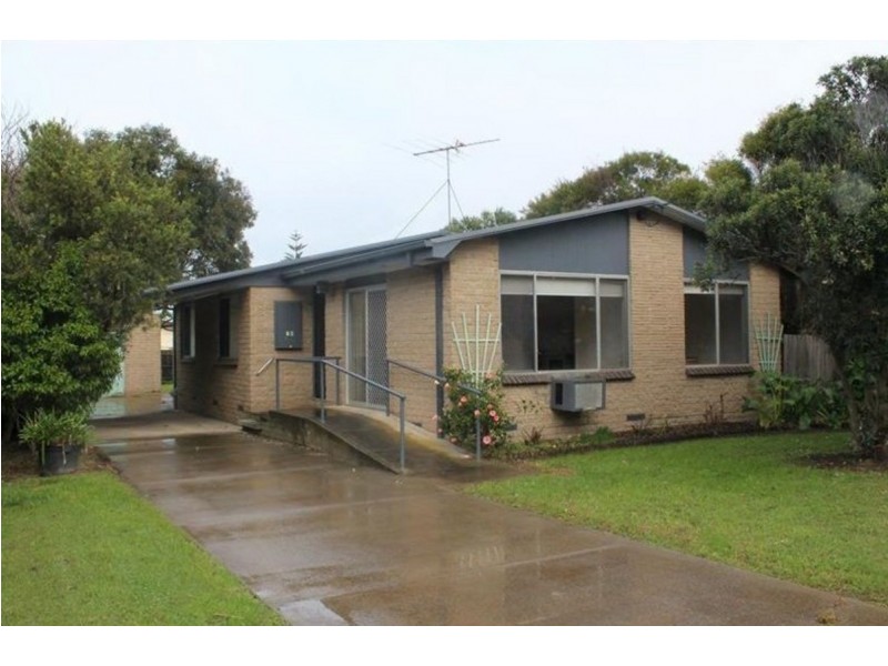 19 Phillip Island Road, Sunderland Bay VIC 3922