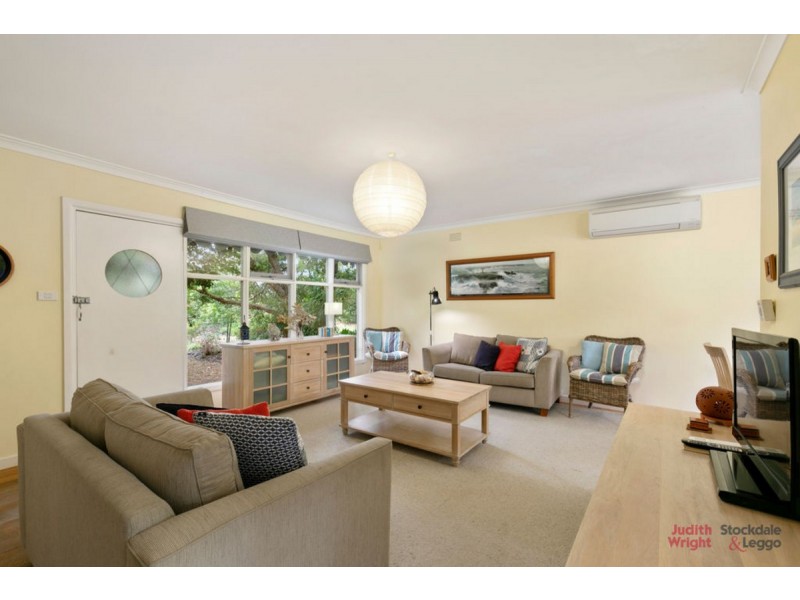 35 Beach Street, Cowes VIC 3922