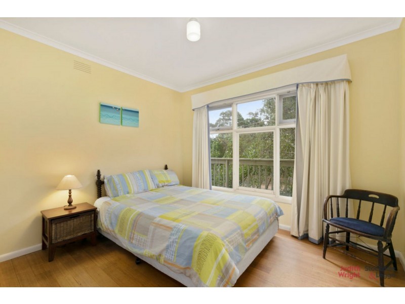 35 Beach Street, Cowes VIC 3922