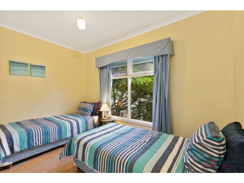 35 Beach Street, Cowes VIC 3922