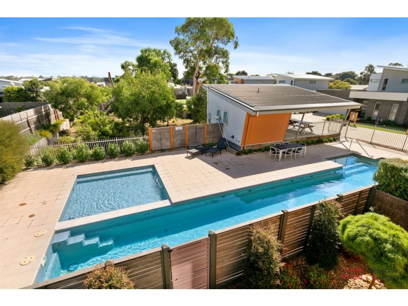30 Birch Crescent, Cowes VIC 3922