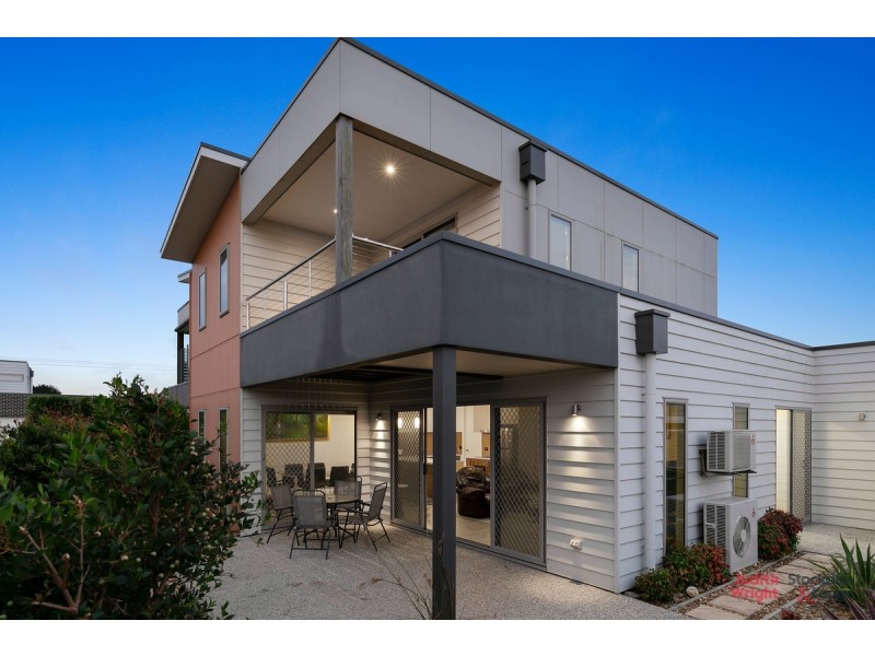 30 Birch Crescent, Cowes VIC 3922