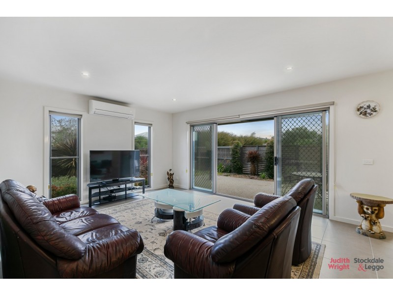 30 Birch Crescent, Cowes VIC 3922
