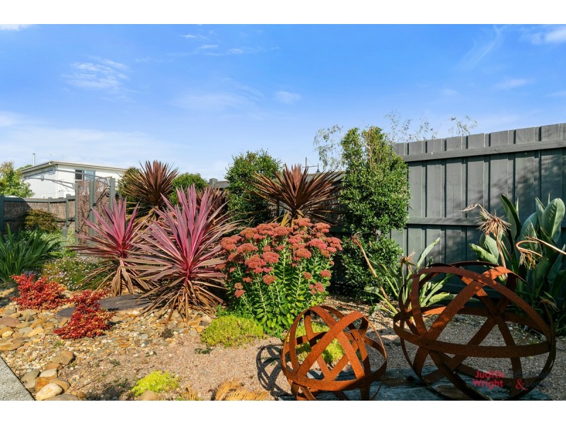 30 Birch Crescent, Cowes VIC 3922