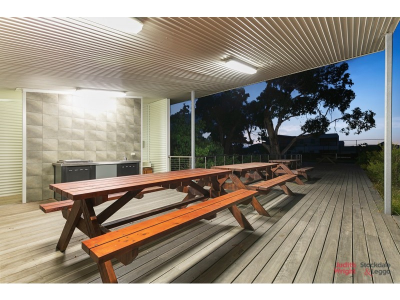 30 Birch Crescent, Cowes VIC 3922