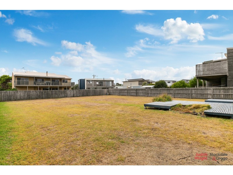 82 The Esplanade, Surf Beach VIC 3922