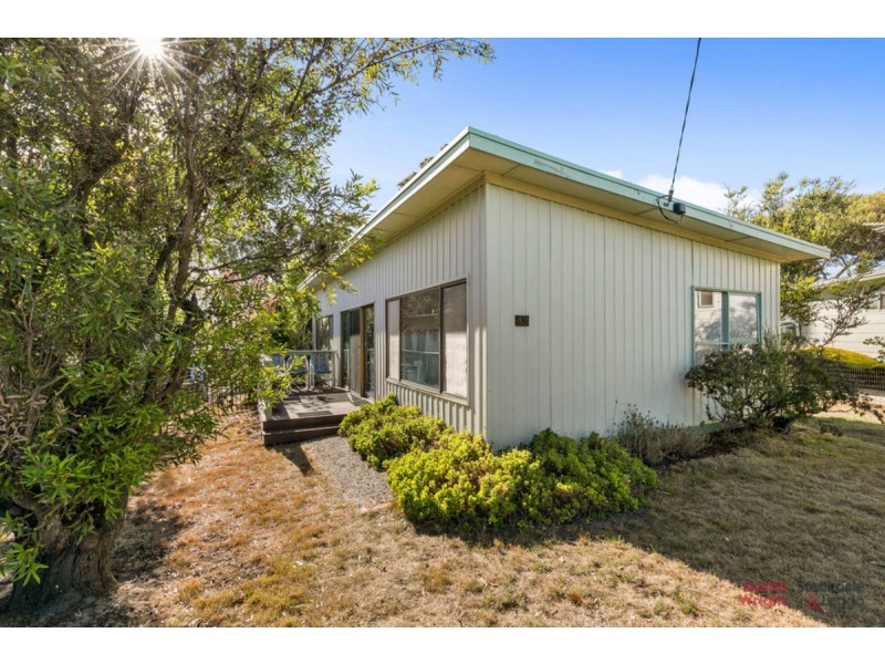 43 Scenic Drive, Cowes VIC 3922