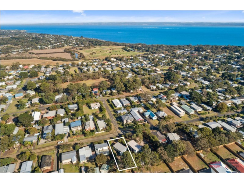 43 Scenic Drive, Cowes VIC 3922
