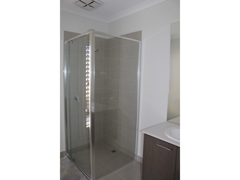 8 Norfolk Rise, San Remo VIC 3925