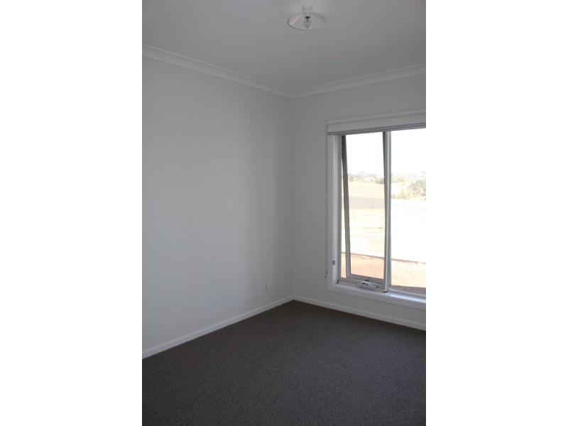 8 Norfolk Rise, San Remo VIC 3925