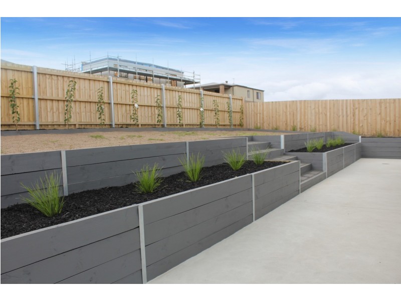 8 Norfolk Rise, San Remo VIC 3925