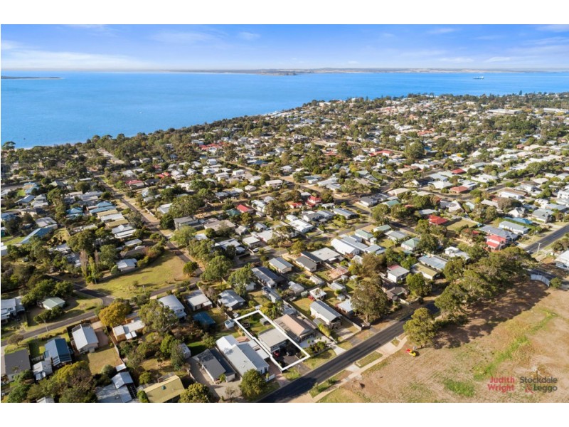 318 Settlement Road, Cowes VIC 3922