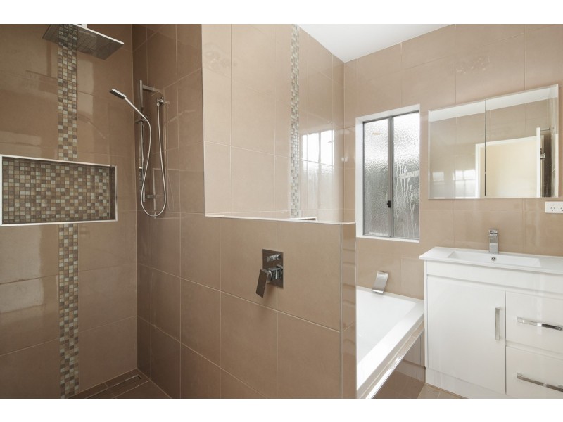 23 Monash Avenue, Cowes VIC 3922