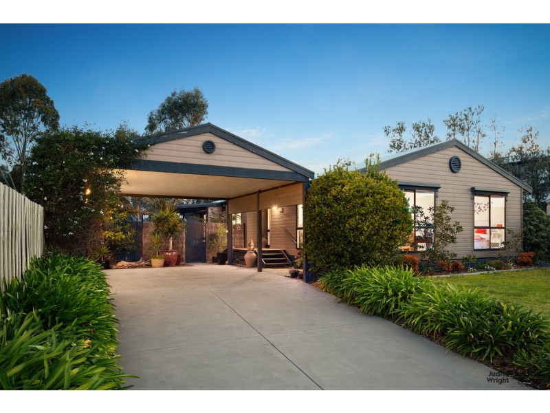 22 Katherine Circuit, Cowes VIC 3922