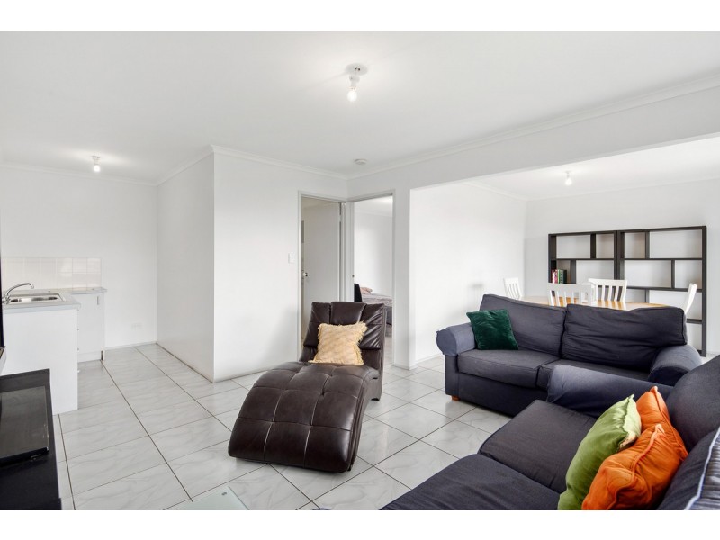 7 Links Street, Surf Beach VIC 3922