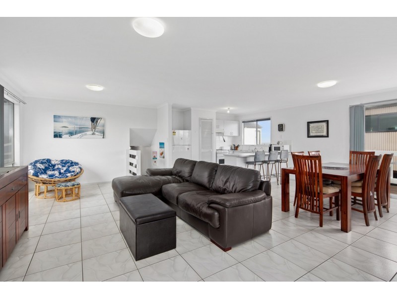 7 Links Street, Surf Beach VIC 3922