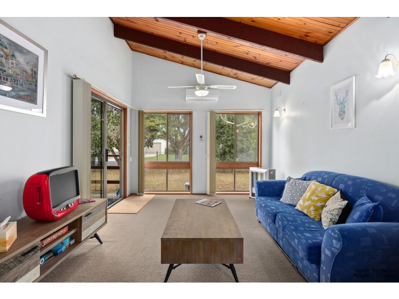 4 Alpha Court, Cowes VIC 3922