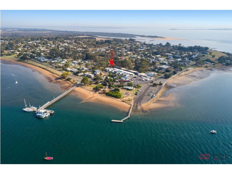 2/16 Beach Road, Rhyll VIC 3923