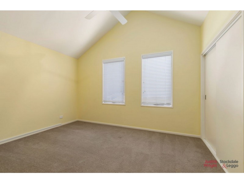 2/16 Beach Road, Rhyll VIC 3923