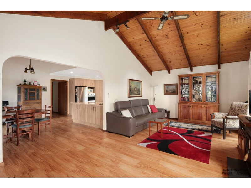 51 Mchaffie Drive, Cowes VIC 3922
