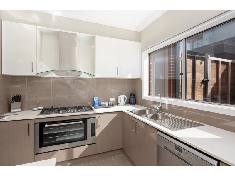 15 Curlew Way, Cowes VIC 3922