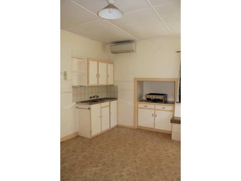 24 Douglas Road, Cowes VIC 3922