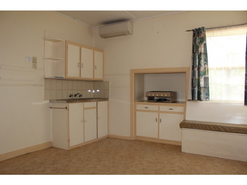 24 Douglas Road, Cowes VIC 3922