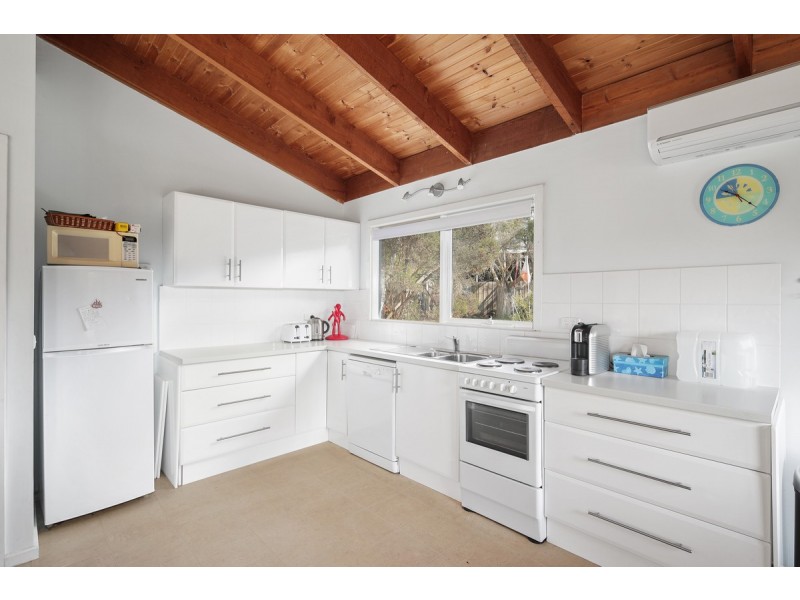 9 Evenglow Court, Smiths Beach VIC 3922