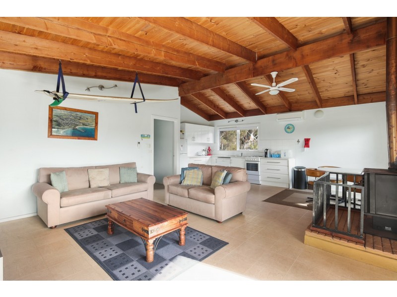 9 Evenglow Court, Smiths Beach VIC 3922