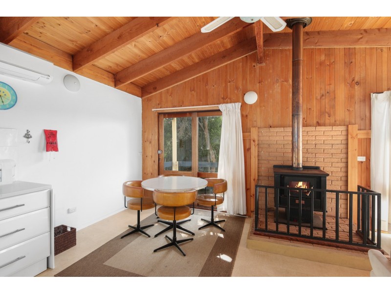 9 Evenglow Court, Smiths Beach VIC 3922