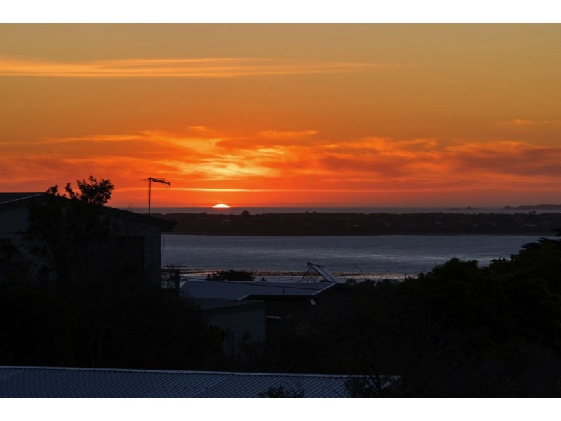 11 The Mount, San Remo VIC 3925
