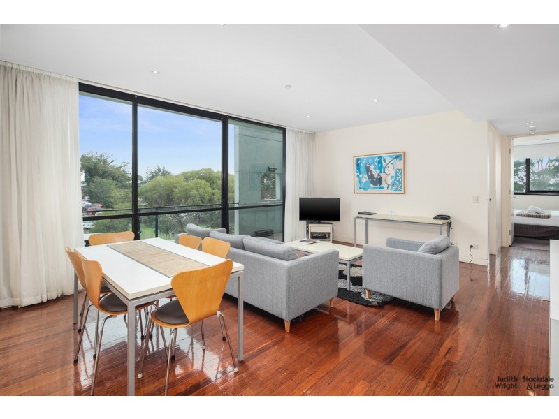 21/9-11 Bass Avenue, Cowes VIC 3922