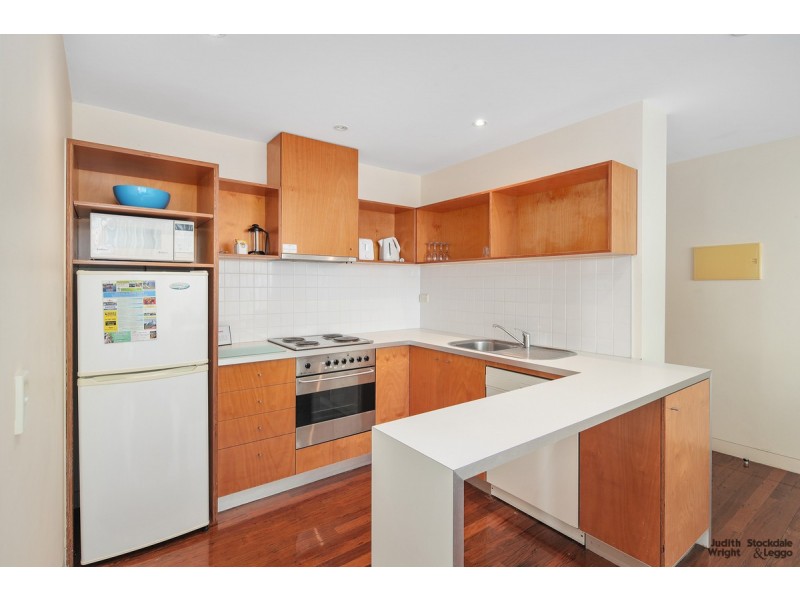 21/9-11 Bass Avenue, Cowes VIC 3922