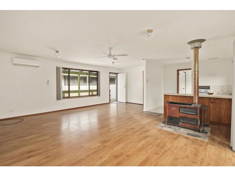 585 Settlement Road, Cowes VIC 3922