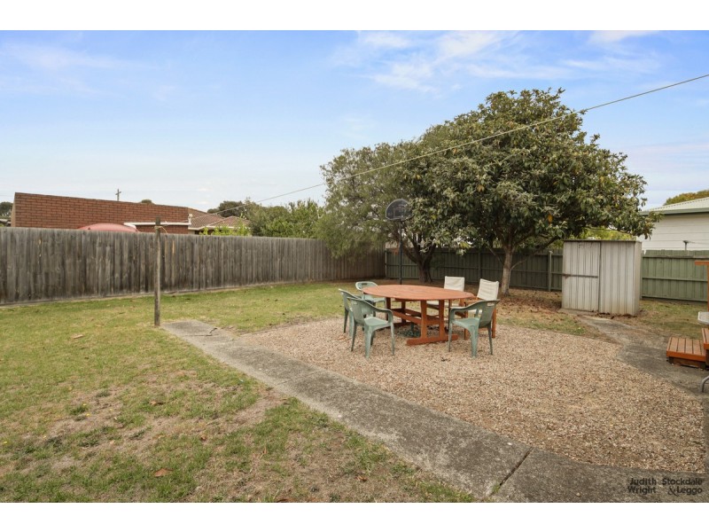 51 Wyndham Avenue, Cowes VIC 3922