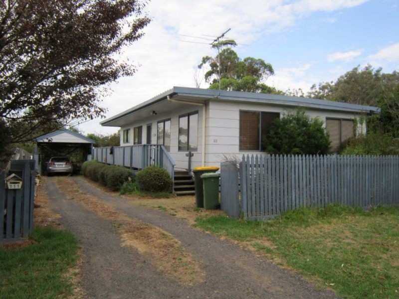 111 Scenic Drive, Cowes VIC 3922