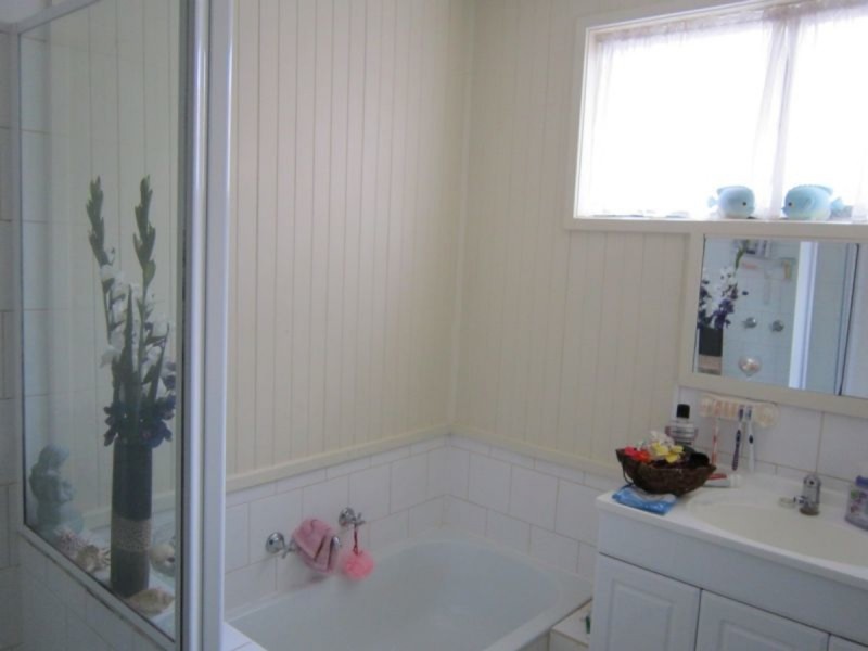111 Scenic Drive, Cowes VIC 3922